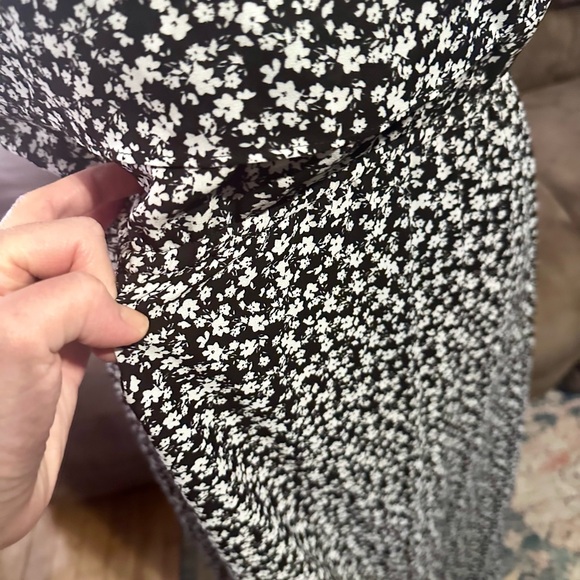 Floral Off The Shoulder Maxi Dress - Picture 3 of 14